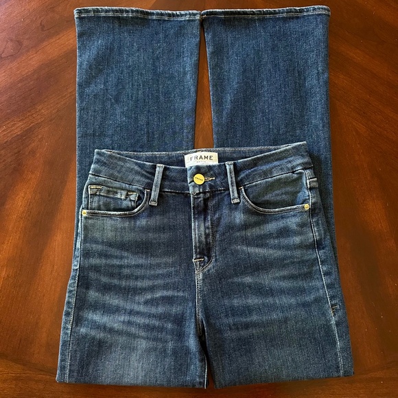 Frame Le Crop Mini Boot Jeans in Somerset - Picture 2 of 11